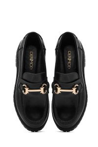 کفش لوفر زنانه چرم مشکی سگک‌دار زیره ضخیم دری مد