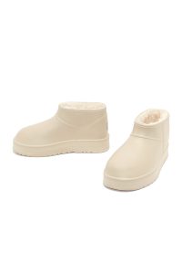 بوت زنانه تدی خزدار کرم دری مد