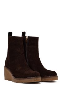 بوت زنانه جیر قهوه‌ای زیپ‌دار لژدار دری مد