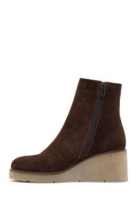 بوت زنانه قهوه‌ای جیر لژدار زیپ‌دار دری مد