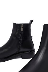 بوت زنانه مشکی چرمی زیپ‌دار دری مد