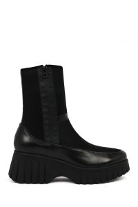 بوت زنانه چرم مشکی زیپ‌دار لژدار ضخیم دری مد