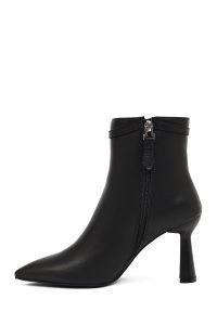 بوت زنانه چرم مشکی پاشنه‌دار زیپ‌دار دری مد