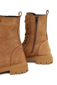 بوت نبوک زنانه قهوه‌ای زیپ‌دار زیره ضخیم دری‌مد