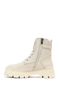 بوت پستال زنانه چرمی بژ بند دار زیپ دار کفی ضخیم دری مد