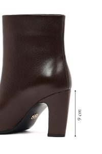 بوت چرمی زنانه قهوه‌ای پاشنه ضخیم دری مد