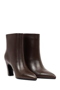 بوت چرمی زنانه قهوه‌ای پاشنه ضخیم دری مد