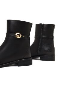 بوت چرمی زنانه مشکی زیپ‌دار دری مد