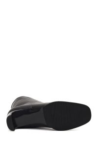 بوت چرمی زنانه مشکی پاشنه ضخیم کوتاه دری مد