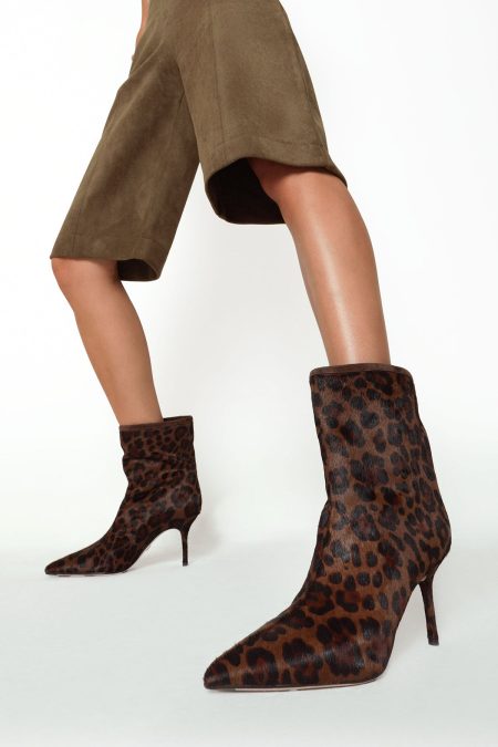 بوت چرمی زنانه پلنگی پاشنه نازک دری‌مد