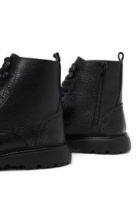 بوت چرمی مردانه مشکی زیپ‌دار دری‌مد