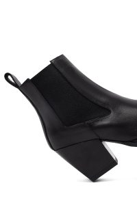 بوت چلسی زنانه چرمی مشکی پاشنه ضخیم دری مد