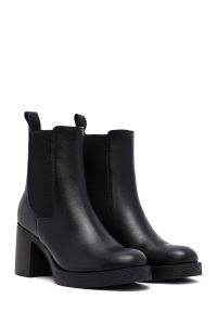 بوت چلسی زنانه چرمی مشکی پاشنه‌بلند ضخیم دری مد