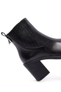 بوت چلسی چرمی زنانه مشکی پاشنه ضخیم دری‌مد