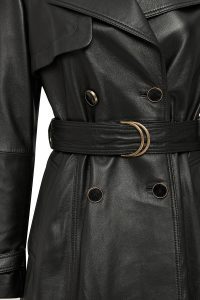 ترنچ کت چرمی زنانه مشکی یقه خزدار کمربنددار Jenny دری مد