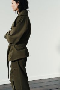 ترنچ کت کوتاه نخی زنانه کمربنددار زارا – ZARA