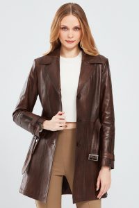 ترنچ‌کت چرمی زنانه قهوه‌ای یقه خزدار Rhoda دری مد
