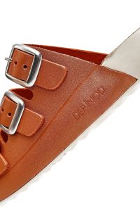 دمپایی راحتی زنانه چرم فلزی نارنجی سگک‌دار دری مد