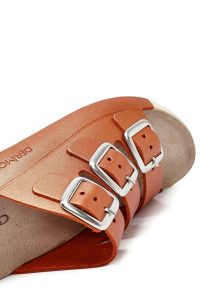 دمپایی راحتی زنانه چرم فلزی نارنجی سگک‌دار دری مد