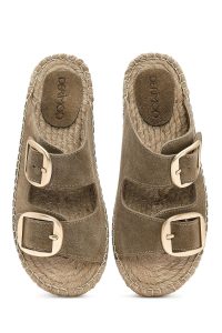 دمپایی زنانه اسپادریل چرمی جیر قهوه‌ای روشن سگک‌دار دری مد