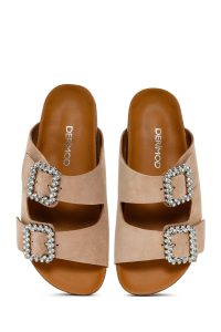 دمپایی زنانه جیر صورتی کم‌رنگ سگک‌دار نگین‌دار دری مد