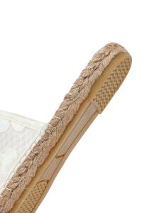 دمپایی زنانه حصیری کرم طرح‌دار دری مد