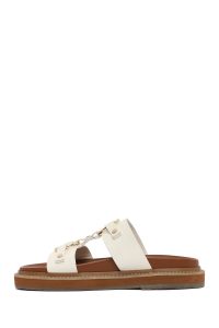 دمپایی زنانه سفید با جزئیات اکسسوری دری مد