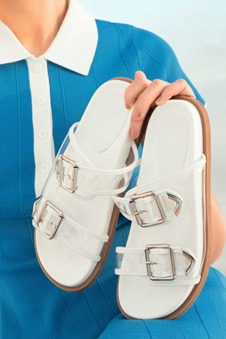 دمپایی زنانه سفید دو سگکه دری مد