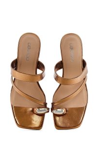 دمپایی زنانه متالیک برنزی نگین‌دار دری مد