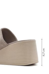 دمپایی زنانه چرم جیر طوسی پاشنه بلند دری مد