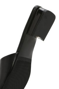 دمپایی زنانه چرم مشکی با تزئینات دری مد