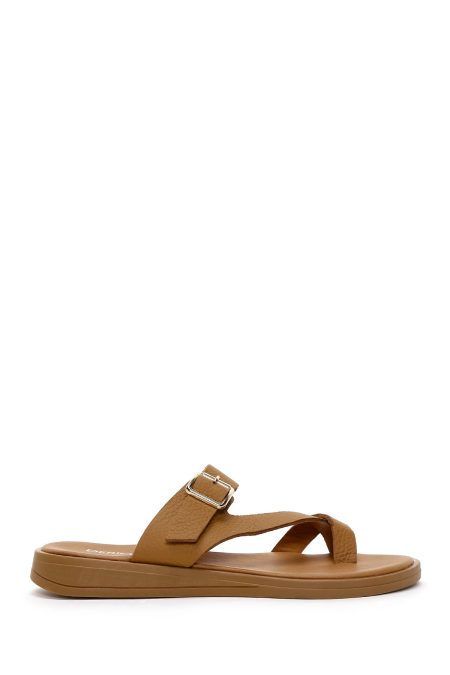 دمپایی زنانه چرمی قهوه‌ای روشن لاانگشتی دری مد