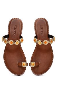 دمپایی لاانگشتی زنانه چرم قهوه‌ای نگین‌دار دری مد