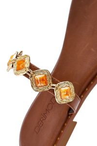 دمپایی لاانگشتی زنانه چرم قهوه‌ای نگین‌دار دری مد