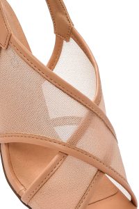 صندل زنانه بژ بنددار پاشنه ضخیم پارچه‌ای دری مد