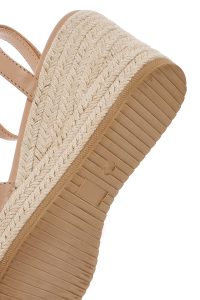 صندل زنانه بژ بنددار پاشنه لژ کنفی دری مد