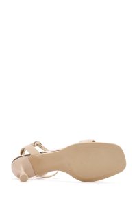 صندل زنانه بژ بنددار پاشنه‌دار دری مد