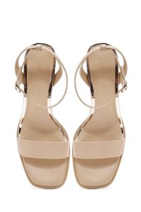 صندل زنانه بژ بنددار پاشنه‌دار دری مد