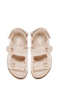 صندل زنانه بژ کنفی دری مد