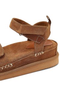 صندل زنانه جیر قهوه‌ای لژدار دری مد