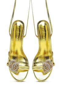 صندل زنانه زرد نگین‌دار پاشنه‌نازک بنددار دری مد