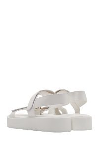 صندل زنانه سفید با زیره ضخیم دری مد