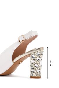 صندل زنانه سفید بند پشت‌دار نگین‌دار پاشنه‌بلند ضخیم دری مد