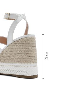 صندل زنانه سفید بنددار پاشنه لژ کنفی دری مد