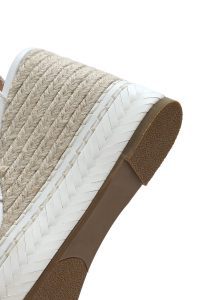 صندل زنانه سفید بنددار پاشنه لژ کنفی دری مد