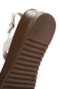 صندل زنانه سفید بندی کفی ضخیم بافت‌دار دری مد