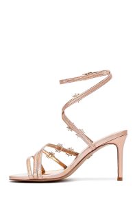 صندل زنانه صورتی متالیک نگین‌دار پاشنه‌نازک بنددار دری مد