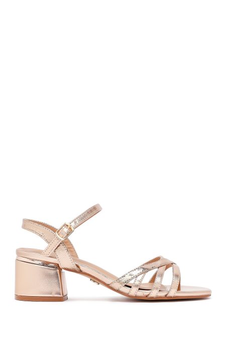 صندل زنانه صورتی مچی سگک‌دار پاشنه‌بلند ضخیم دری مد