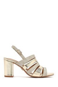 صندل زنانه طلایی متالیک پاشنه‌ضخیم بنددار دری مد