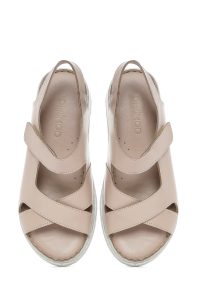 صندل زنانه طوسی چرم بندی راحتی دری مد